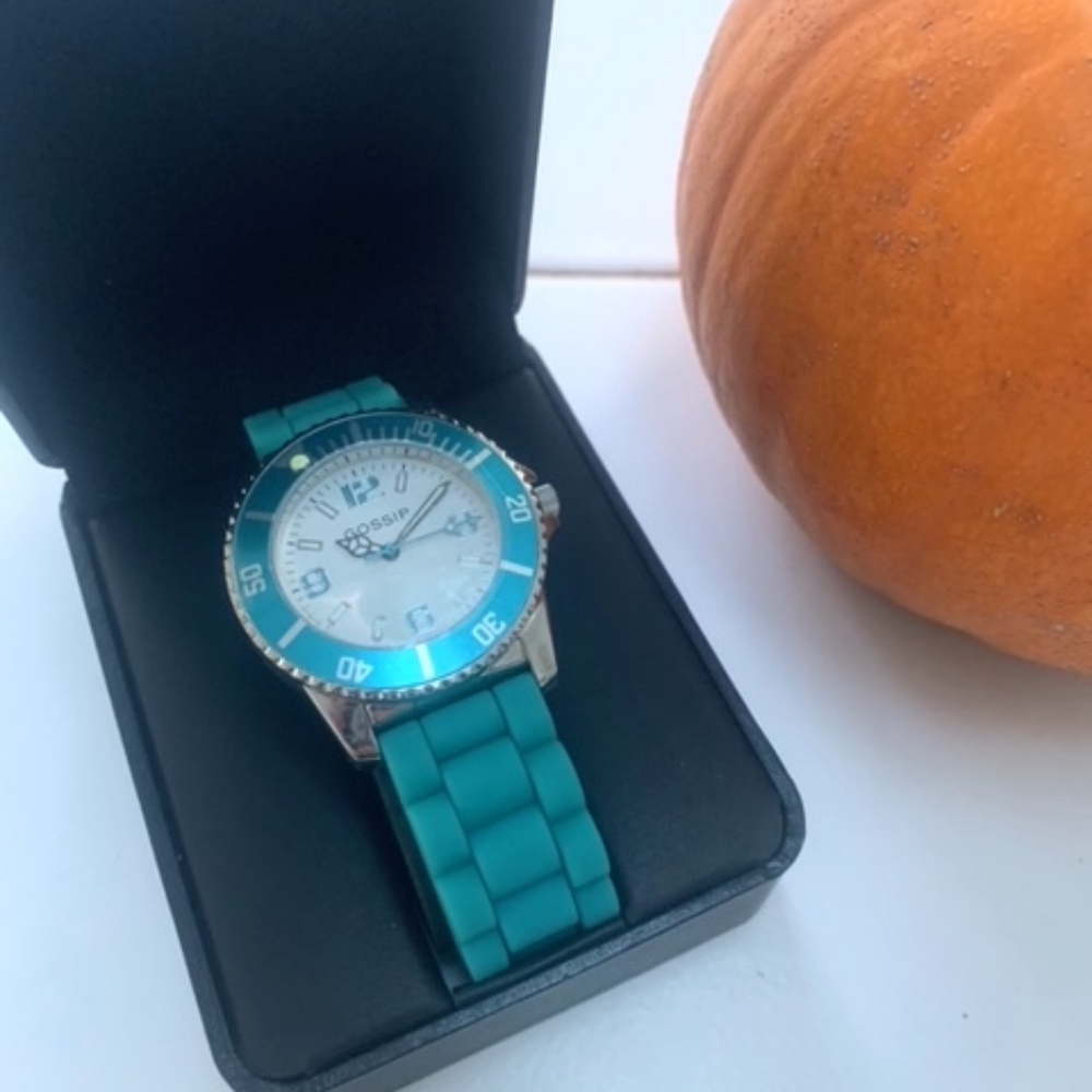 Rare Aqua Gossip Watch with Silicone Wristband, Moving Face Dial, Boxed